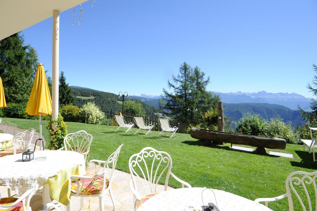 Hotel Koenig Laurin San Genesio Atesino Esterno foto